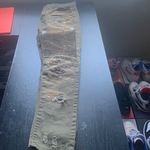 Ripped paint splat jeans